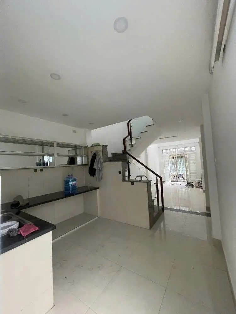 HÀNG VIP PRO TÂY THẠNH TÂN PHÚ - 43M²  - MỚI ĐẸP VÀO Ở NGAY - HẺM THÔNG - 30M RA HẺM XE HƠI TRÁNH - CHỈ CĂN DUY NHẤT - 3.65TỶ