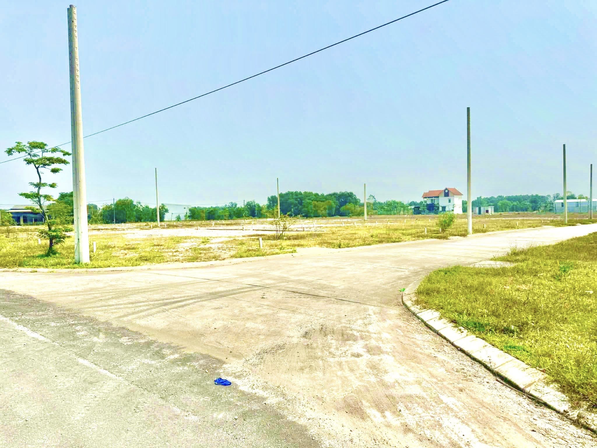 Bán đất KQH NAM CHÂU - MẶT TIỀN HỒ ĐẮC ĐỆ GIÁ CHỈ 9XXTR 