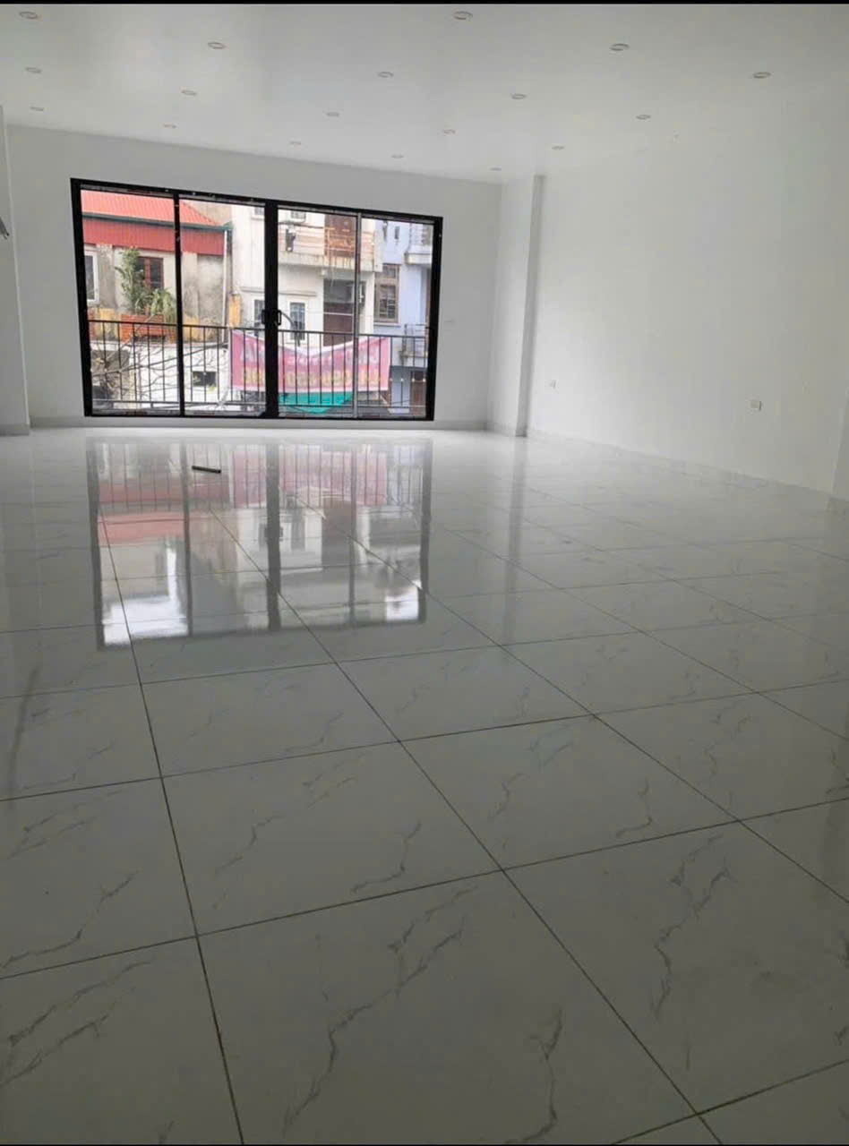 🏙️ Cho thuê nhà 7 tầng có thang máy – nội thất đủ tại Trương Định